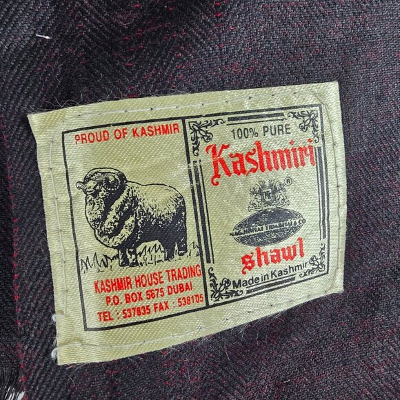 Vintage Kashmiri Embroidery Red & Gold Wrap Scarf Made In India - Picture 7 of 7